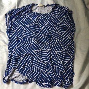 Blue and white top